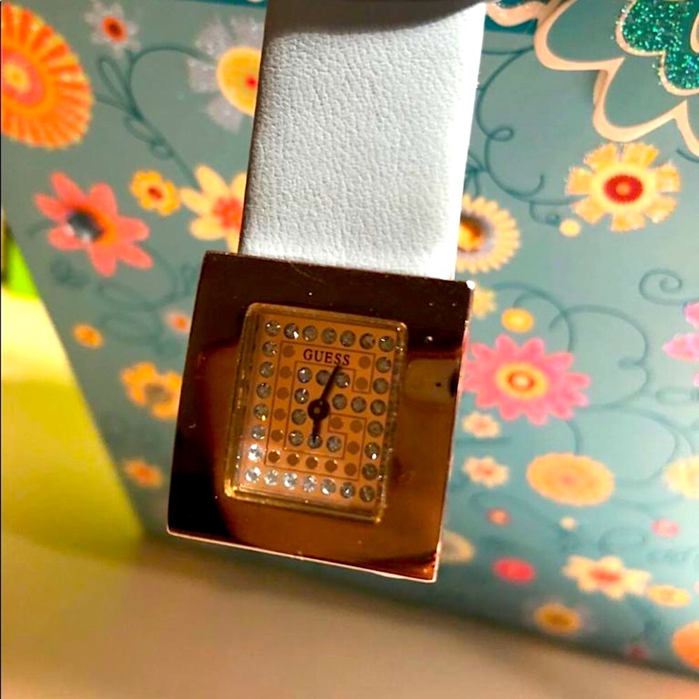 Guess Watch